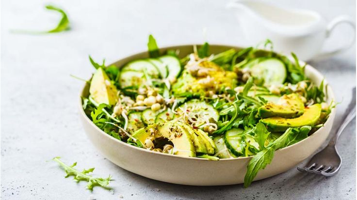 Greek Spinach Salad image